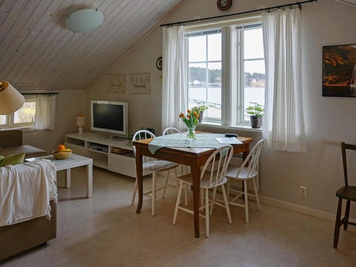 4 Person Holiday Home In Ell S Ellos Esterno foto