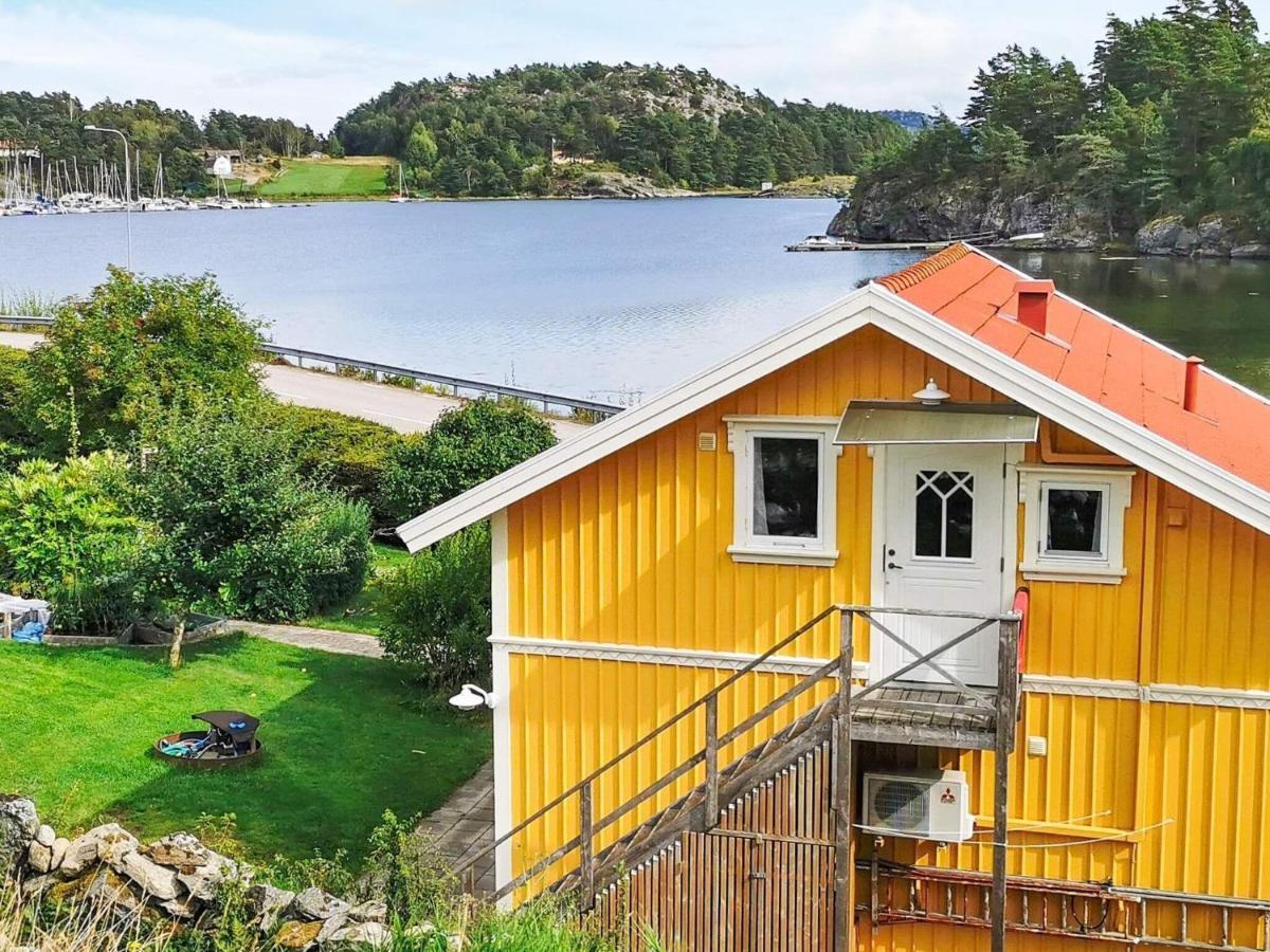 4 Person Holiday Home In Ell S Ellos Esterno foto
