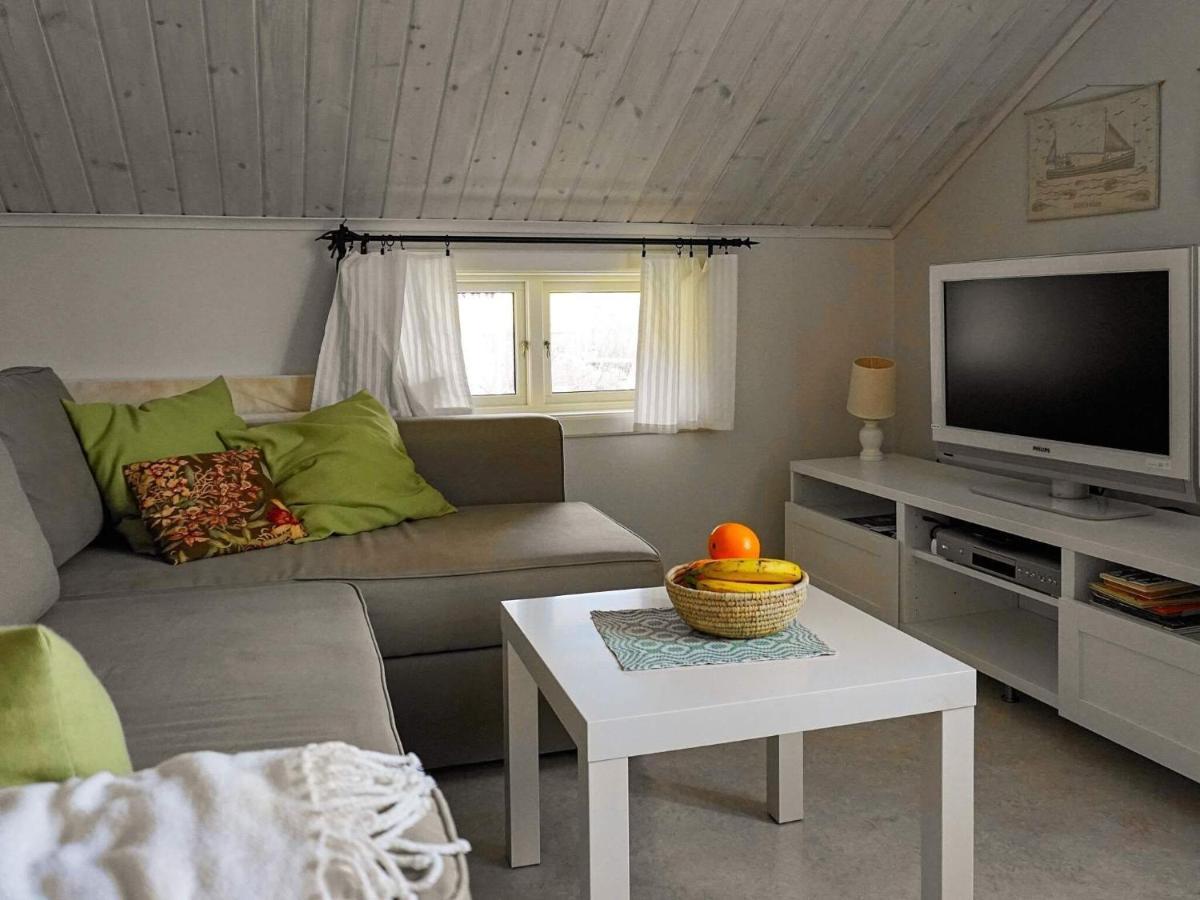 4 Person Holiday Home In Ell S Ellos Esterno foto